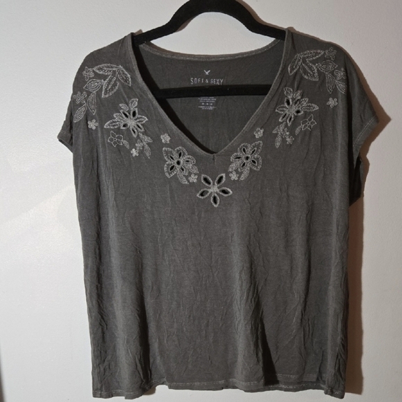 American Eagle Outfitters Tops - Medium American Eagle Soft & Sexy Embroidery V-Neck Tee Boho Festival Casual